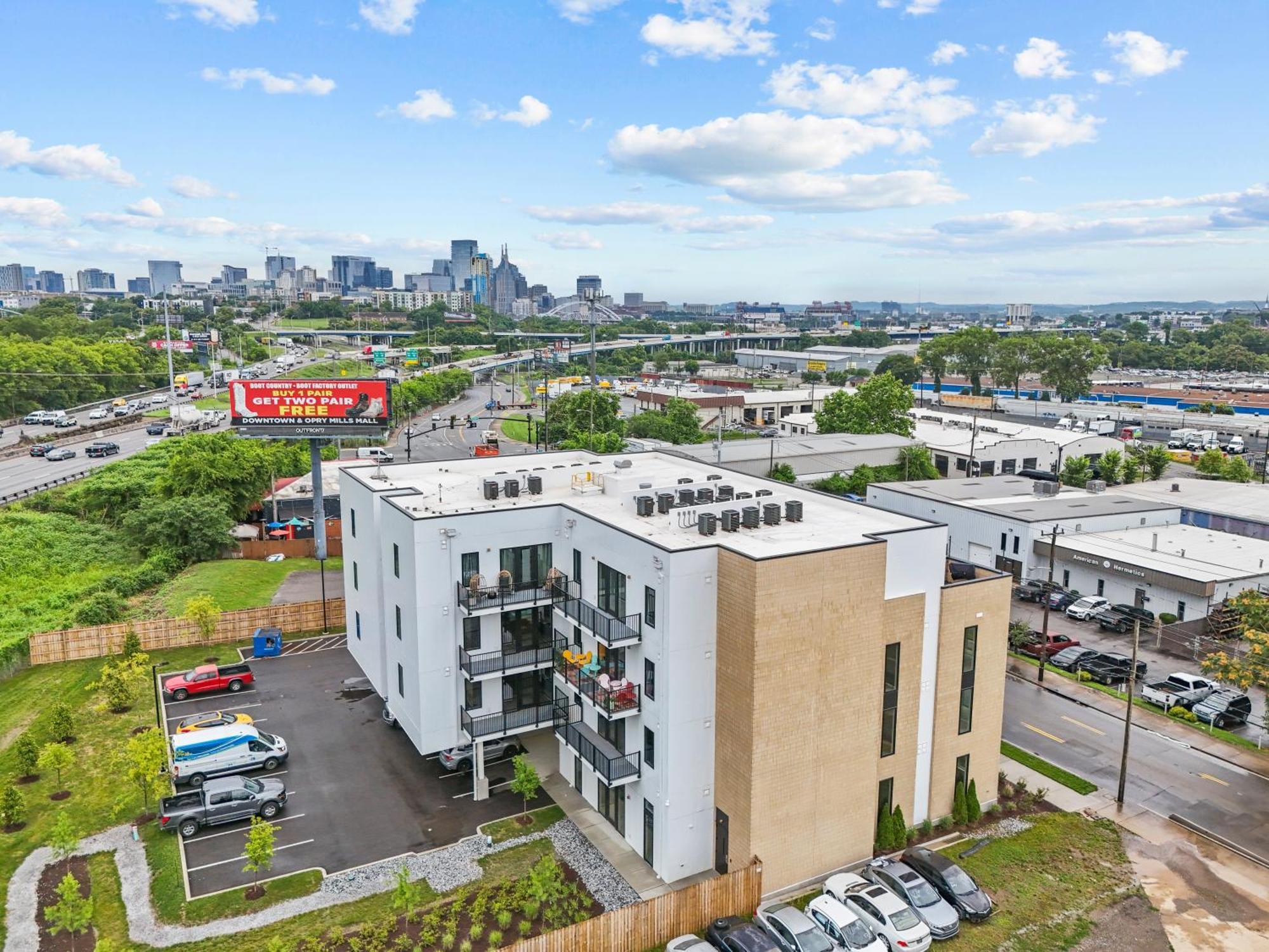 Legacy Nashville-Skyline Views-1 Mile To Broadway-Free Private Parking Exterior foto